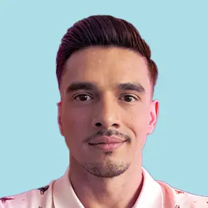 Benjamin Loya - Brand Director