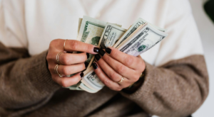 Amazon Reimbursement Service Provider vs Amazon Reimbursement Software Featured Image