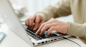 Best E commerce Website Builder Featured Image