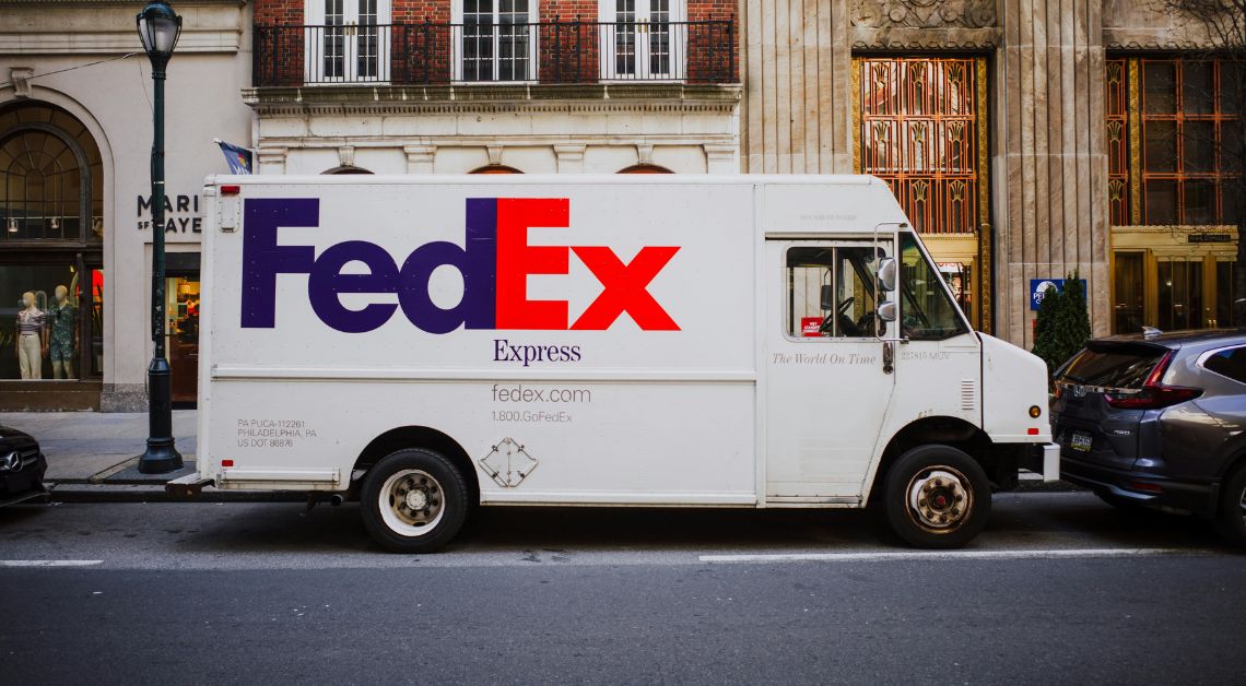 Amazon and FedEx Returns Improve Shipping for Customers