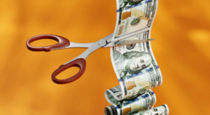 Amazon Seller Fee Cuts Escalate Marketplace Competition Featured Image