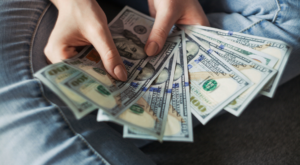 How to Combine Amazon PPC and SEO to Lower Ad Costs Featured Image